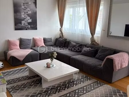 appartement f 5 traversant refait a neuf