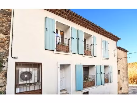 location maison  73 m² t-3 à la verdière  797 €