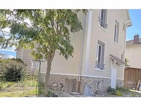 location maison  m² t-4 à pontoise  1 350 €