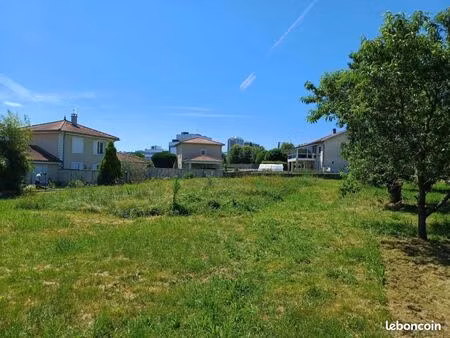 terrain 1 208 m² saint galmier