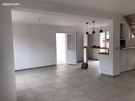 maison 3 pièces 74 m²