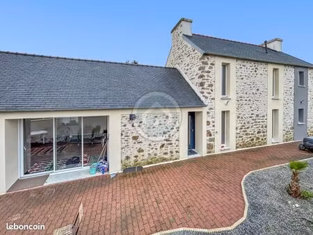 longère 6 pièces 110 m²