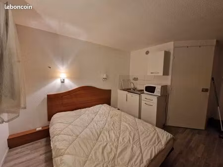 studio 1 pièce 16 m²