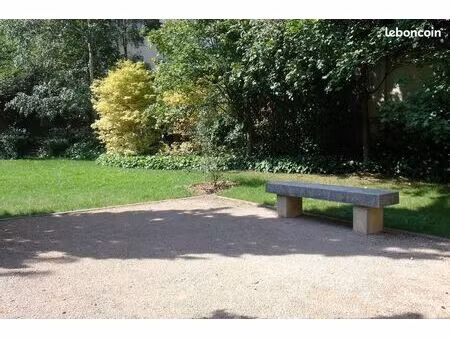 studio 1 pièce 30 m²