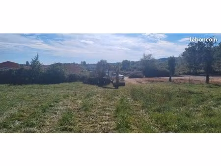 terrain 707 m² vagnas