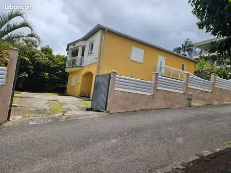 maison à louer au tampon trois mares