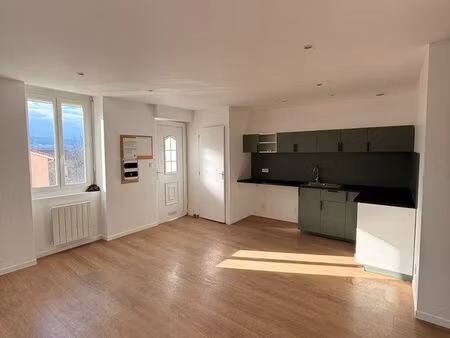 appartement f2 traversant et lumineux de 40 m²