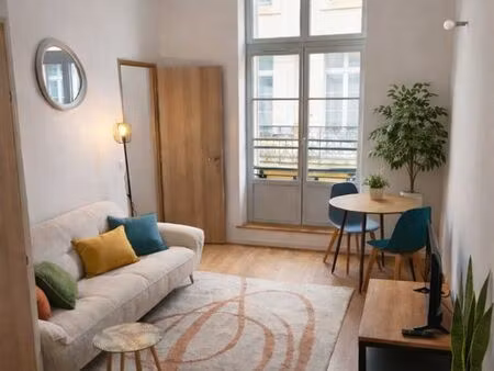 t2 a louer a l'année en meublé - entièrement rénové - centre bergerac