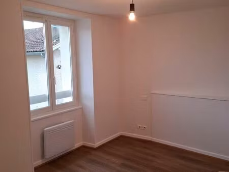 location appartement 50m2 à maurs