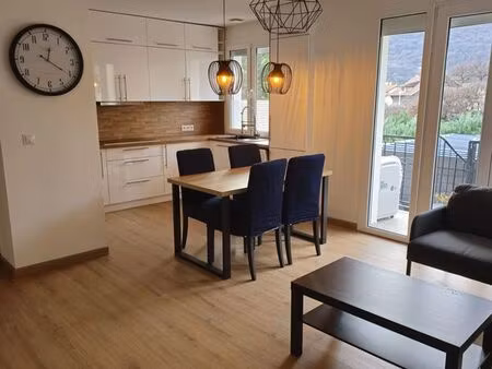 maison meublée entièrement rénovée – environnement très calme – disponible immédiatement