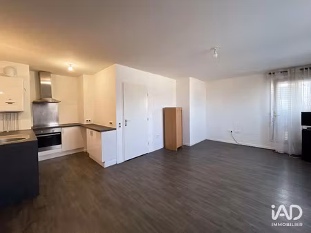 location appartement 1 pièce 37 m² à chennevieres-sur-marne (94430)  790 €