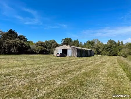 bâtiment agricole 400 m² – idéal viticulture & maraîchage – île d’oléron