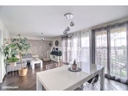 appartement t5 84m²