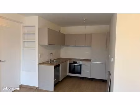 appartement 2 pieces 45m² + jardin et parking