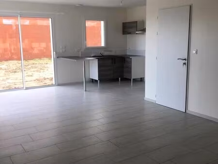 maison 4 pièces 80 m²