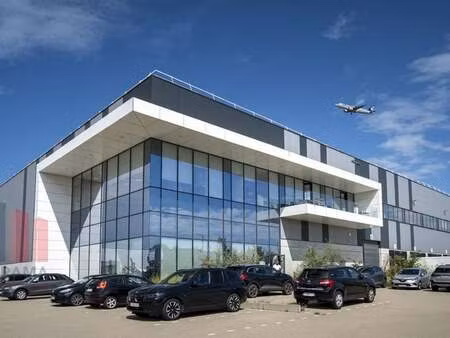 bien professionnel à louer à heppignies € 161.711 (ljwdb) - panorama b2b brussel | zimmo