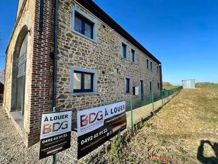 beau rez-de-chaussée de 98 m2 hab. avec jardin et parking