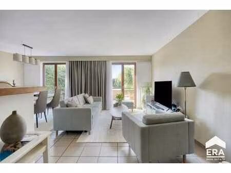 appartement à vendre avec 2 chambres et grande terrasse