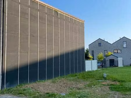 goed gelegen bouwgrond voor gesloten bebouwing