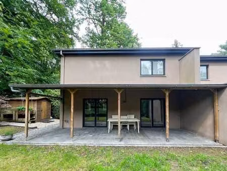 villa 3 façades en parfait état