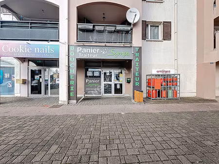 belle opportunité commerciale ? commerce alimentaire équipé avec fort potentiel