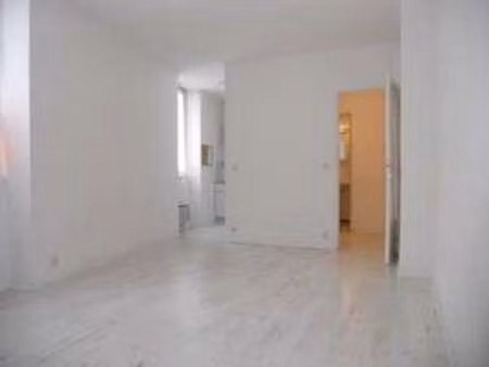 location appartement t1 à nantes toutes-aides (44000) : à louer t1 / 28m² nantes toutes-ai