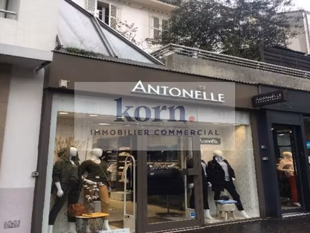 location locaux professionnels 59 m² à paris 14ème (75014)  42 000 €