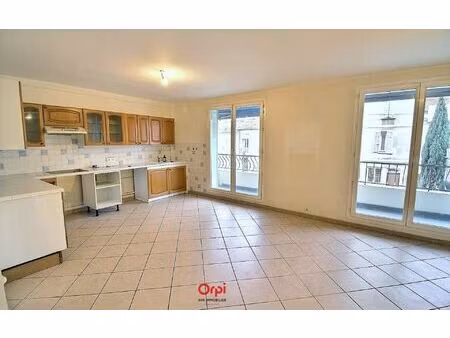 appartement marseille 10 80.68 m² t-4 à vendre  155 000 €