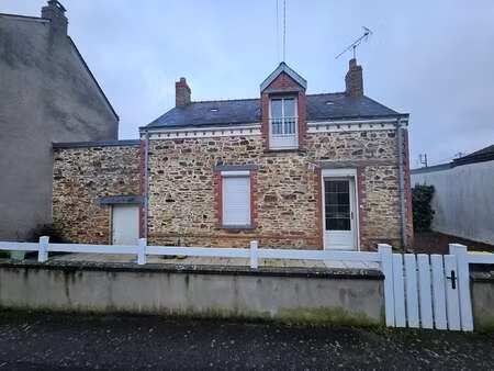 vente maison à châteaubriant centre (44110) : à vendre / 70m² châteaubriant centre