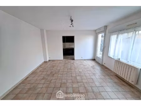 vente appartement 3 pièces à chalonnes-sur-loire (49290) : à vendre 3 pièces / 53m² chalon