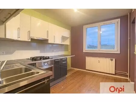 location appartement  72.69 m² t-4 à montluçon  718 €