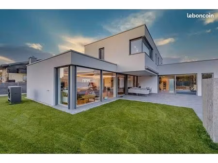 maison neuve sur les hauteurs de brunstatt