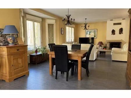 maison viroflay 154 m² t-7 à vendre  1 097 200 €