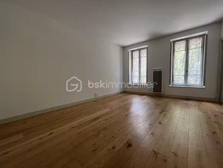appartement de 60 85 m² à toulouse