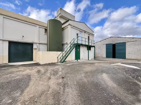 rouffiac d'aude 2 hangars de 180 m2 et 231 24 m2