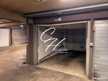 parking/box 16 m² grenoble