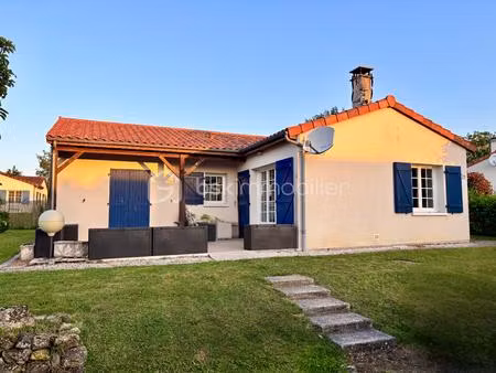 maison traditionnelle de 84 m² à vasles