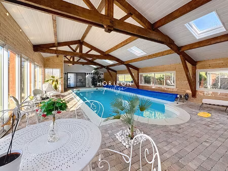 illiat : villa contemporaine 200 m2 habitables  5 ch  piscine in