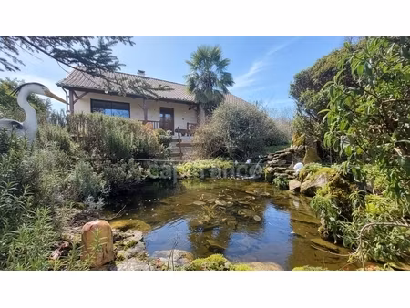 maison à sergeac de 151m²  6 pièces  au calme  sans vis à vis  sans travaux avec vue dégag
