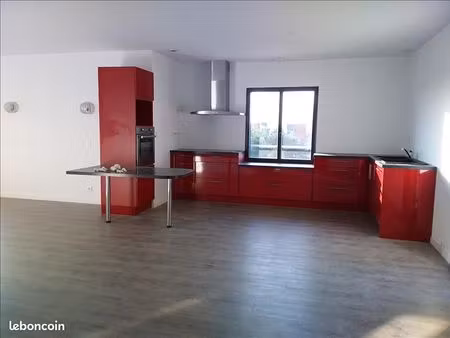 appartement 3 pièces 81 m²