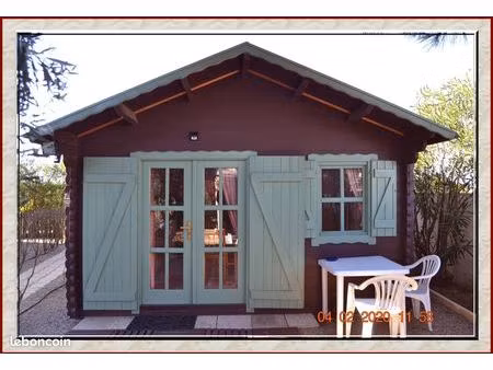 petit chalet en bois à louer près de pézenas (34-hérault)