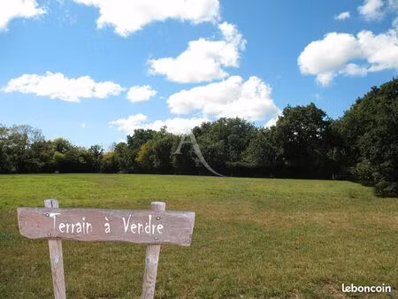 terrain 835 m² noyant villages