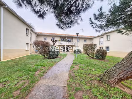 appartement t2 à louer 47300 villeneuve sur lot dans une résidence