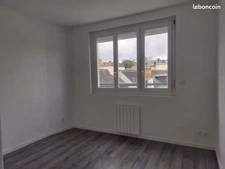 t3 centre ville72 m²