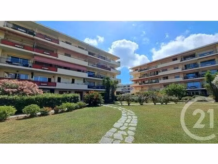 appartement t2 à louer - 2 pièces - 56 23 m2 - antibes - 06 - provence-alpes-cote-d-azur