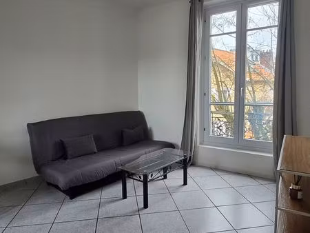 t2 meublé – le raincy – lumineux et fonctionnel