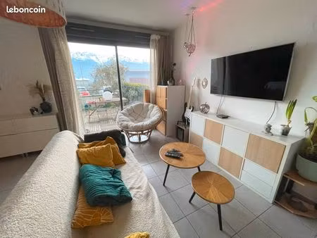 t3 meublé 62 m² avec jardin – vue belledonne – crolles