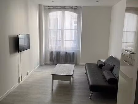 2 pieces paris centre 75003