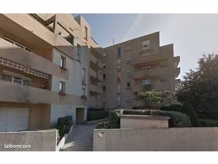 studio 1 pièce 25 m²