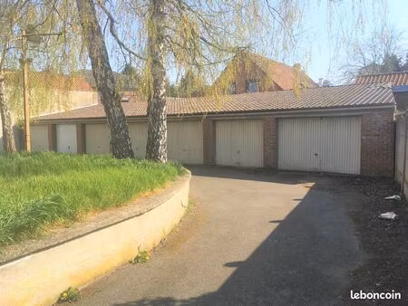 ◊ garage à louer avec porte basculante ?◊